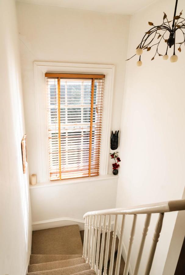 Stylish 2 Bedroom Flat In Camden Town Londra Exterior foto