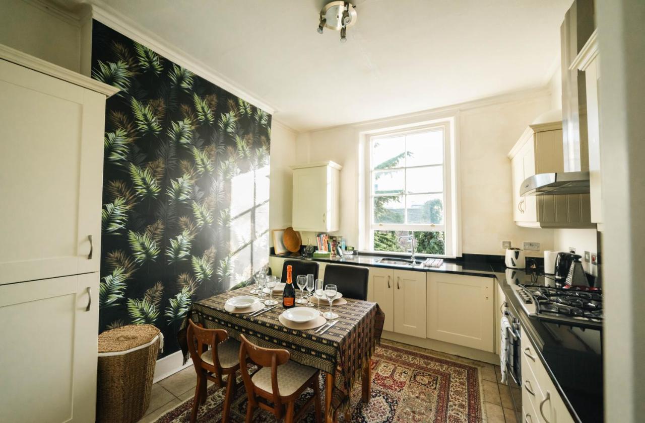Stylish 2 Bedroom Flat In Camden Town Londra Exterior foto