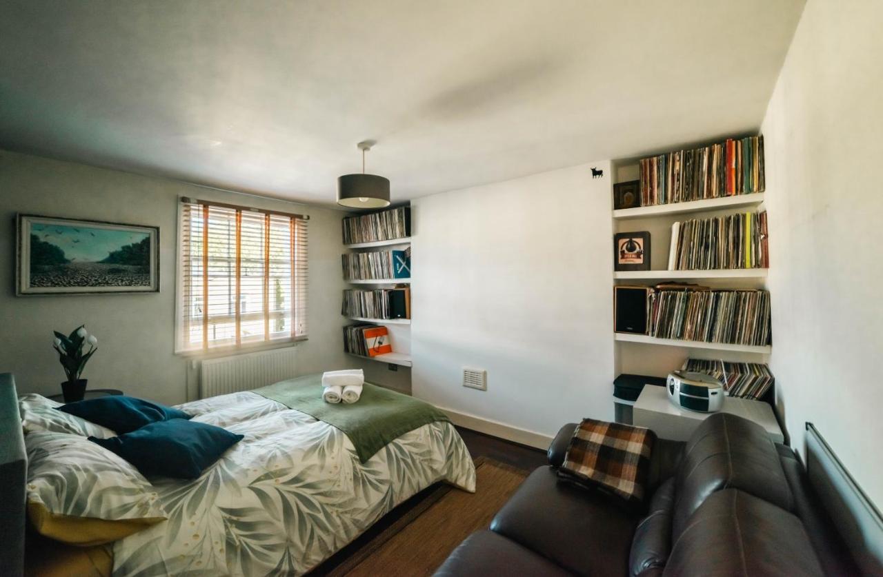 Stylish 2 Bedroom Flat In Camden Town Londra Exterior foto